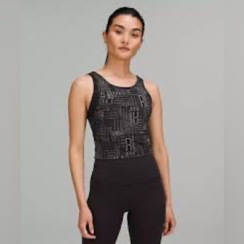 Lululemon Power Pivot Everlux Tank Top *Motif -Black size 8- New with ta…